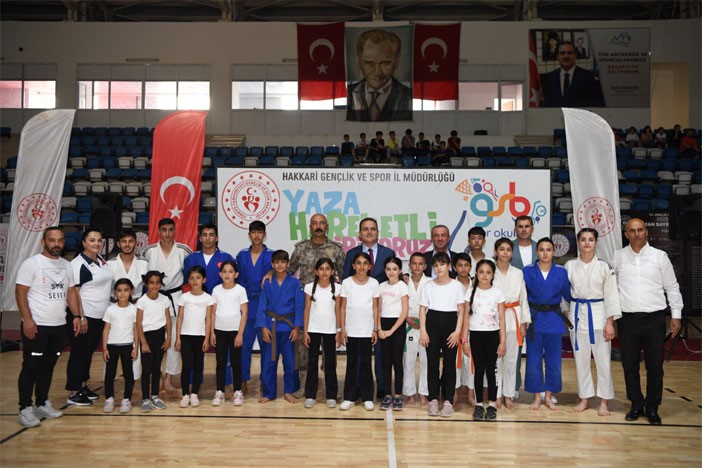 Hakkari’de yaz okullarının açılışı yapıldı