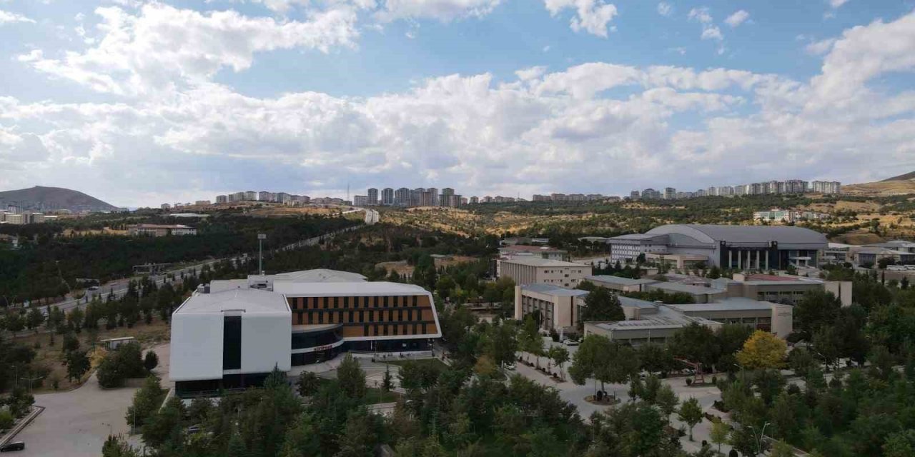 Fırat Üniversitesi, dünyanın en genç üniversiteleri arasında