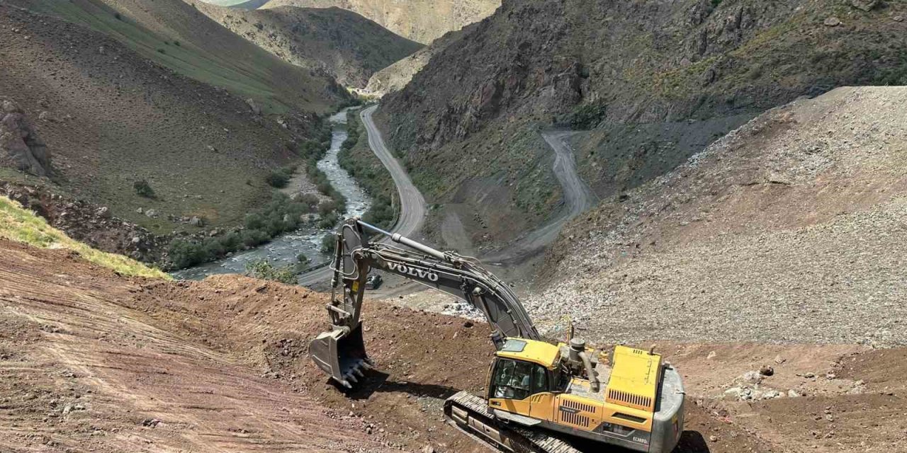 Hakkari Entegre Katı Atık Tesisi’nin yüzde 90’ı tamamlandı