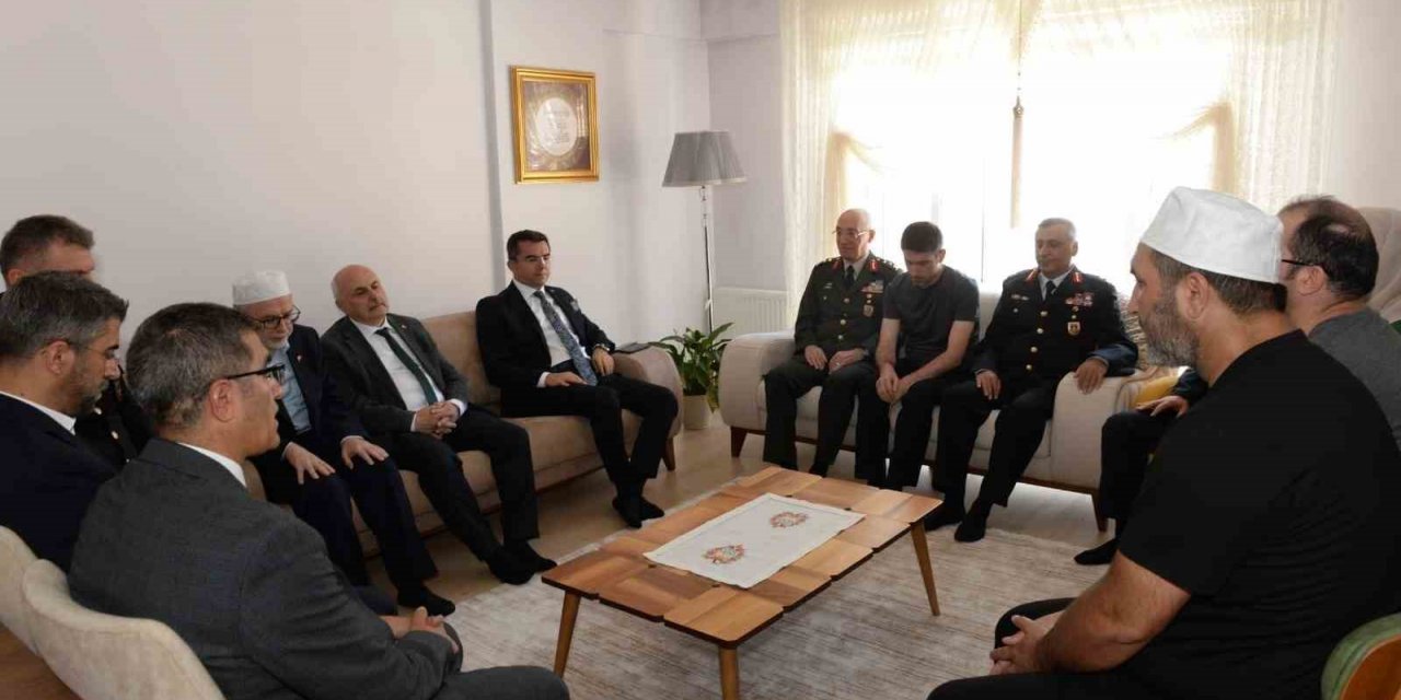 15 Temmuz şehitlerinin ailelerine ziyaret