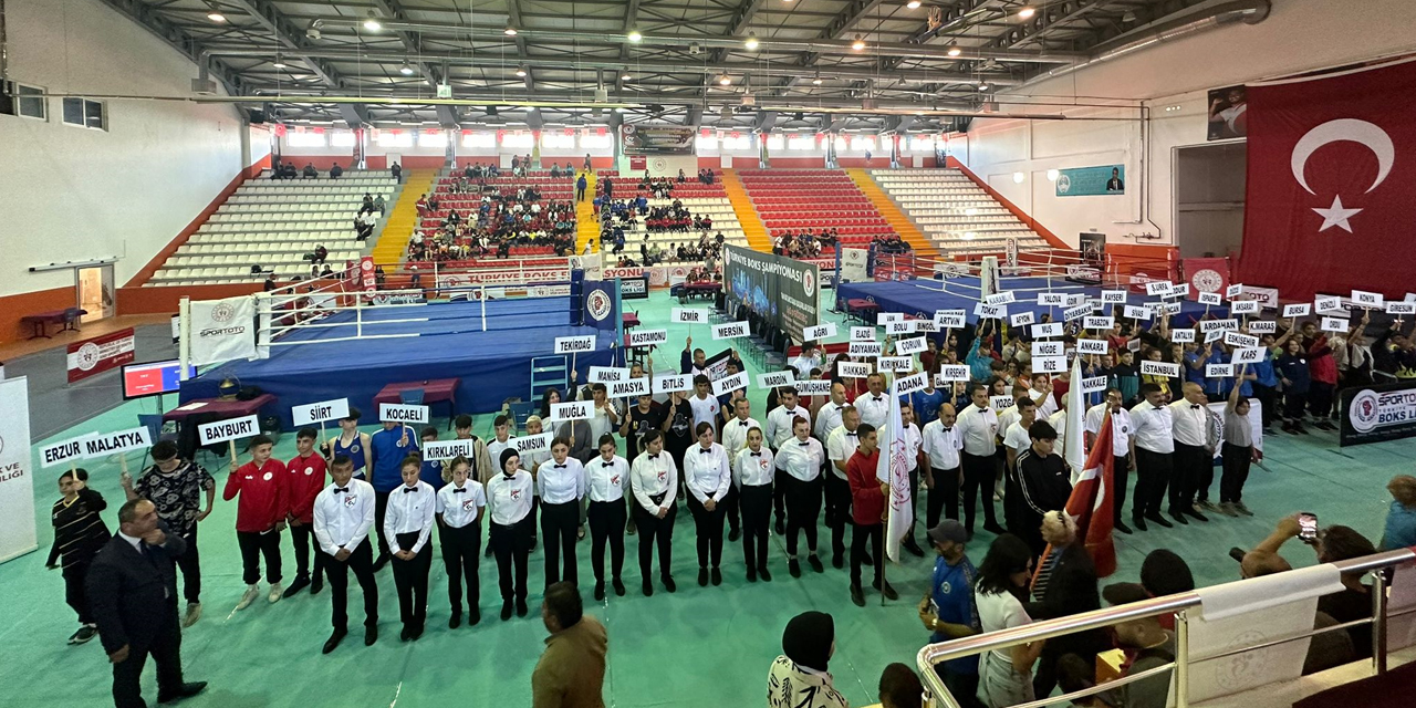 Türkiye Boks Şampiyonası Kars’ta başladı