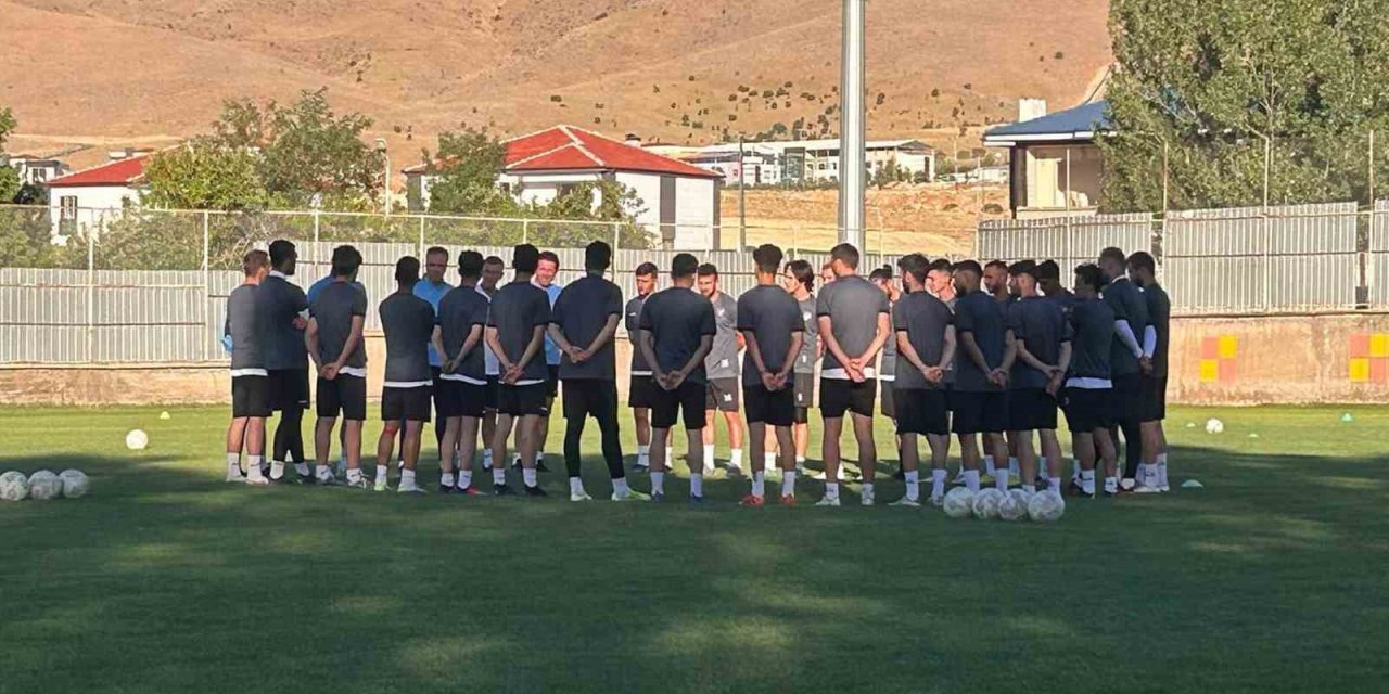 Elazığspor’da, 2. etap kampı Kartepe’de başlıyor