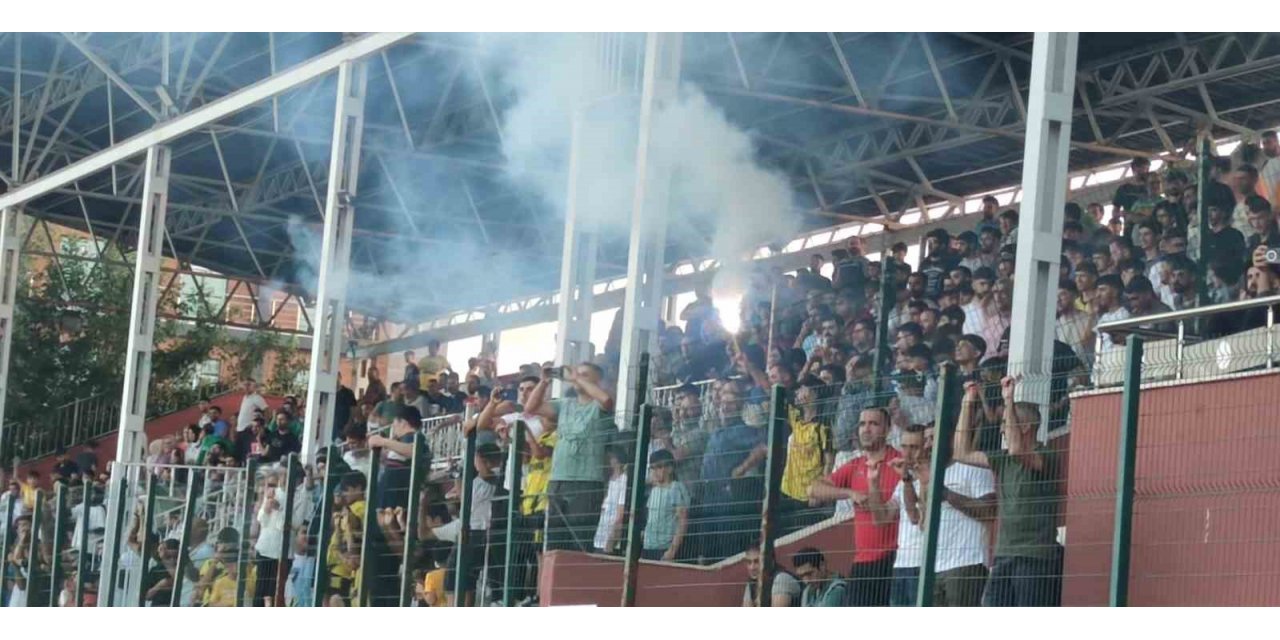 Huzur ortamının gelmesiyle köyler arası futbol turnuvası düzenlendi