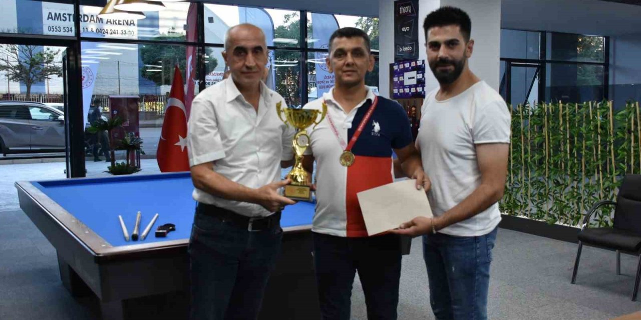 3 Bant Bilardo Bölge Şampiyonası Elazığ’da düzenlendi