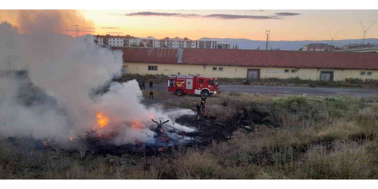 Ot yangını korkuttu