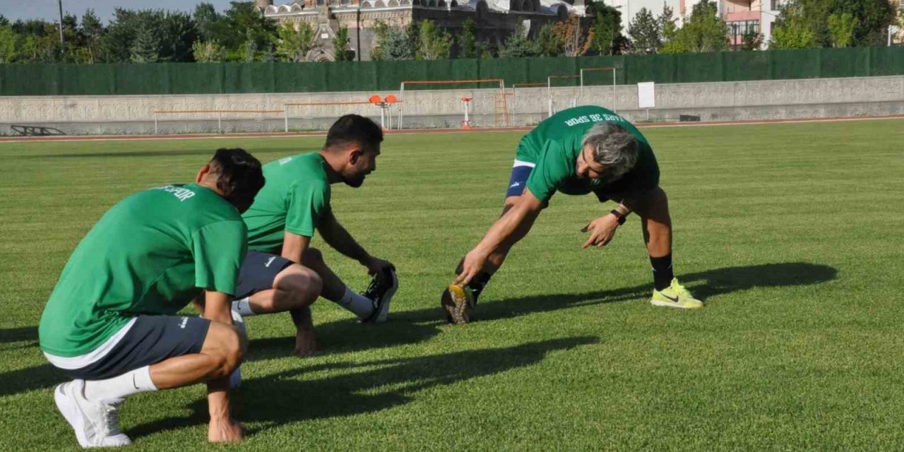 Kars 36 Spor sezon açılışını yaptı