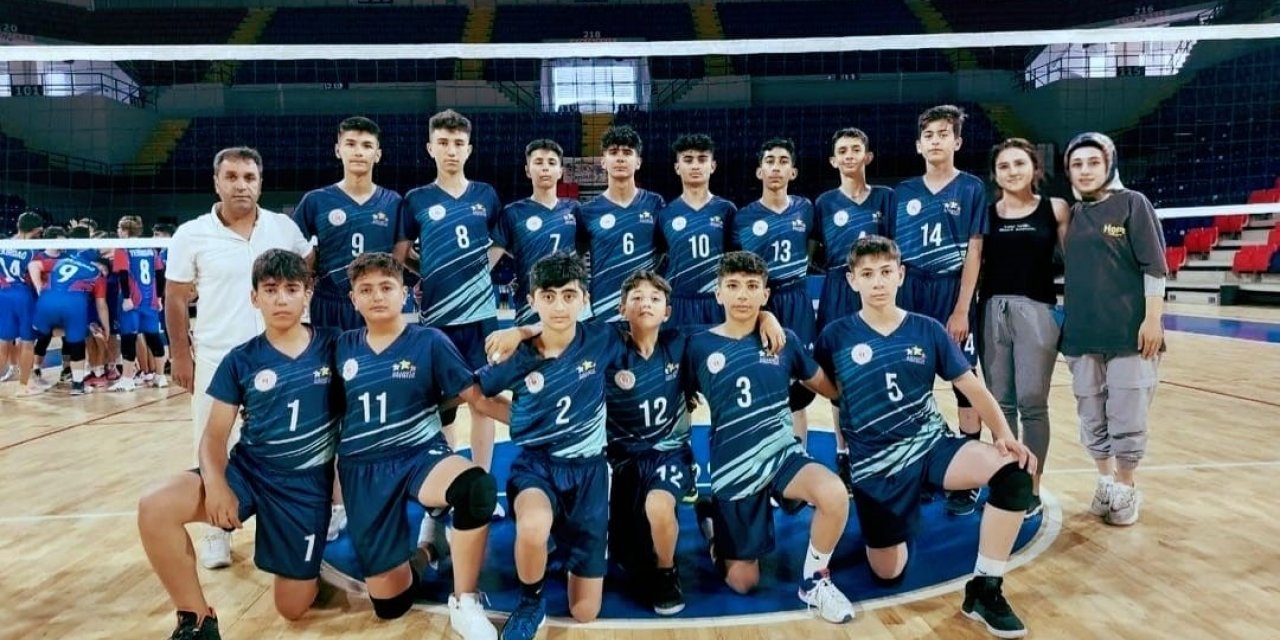 Voleybolda Aşkale başarısı