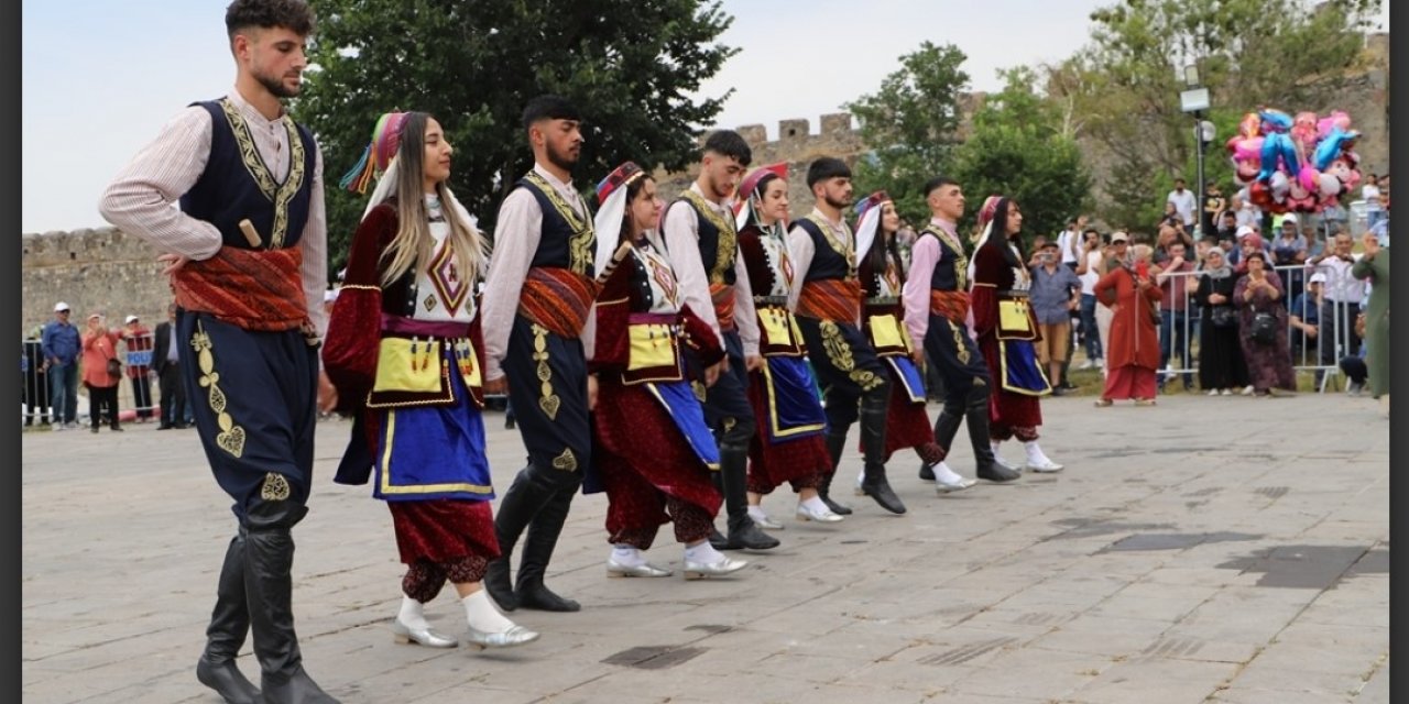 Bal Festivali devam ediyor