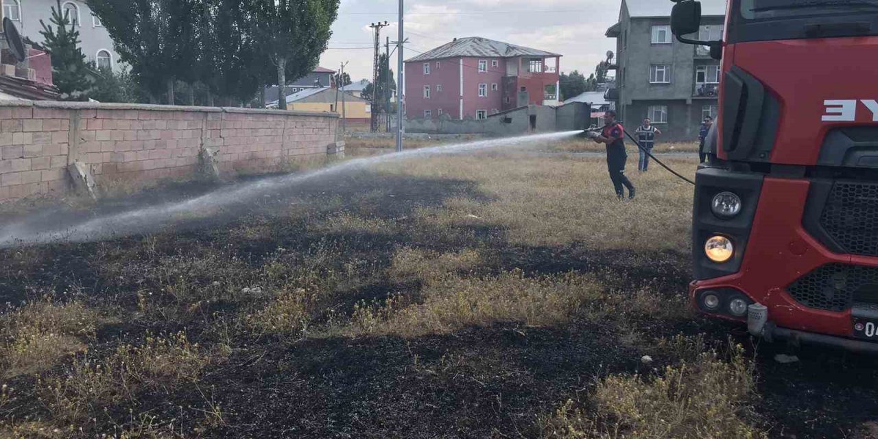 Ağrı’da 5 ayrı noktada yangın çıktı