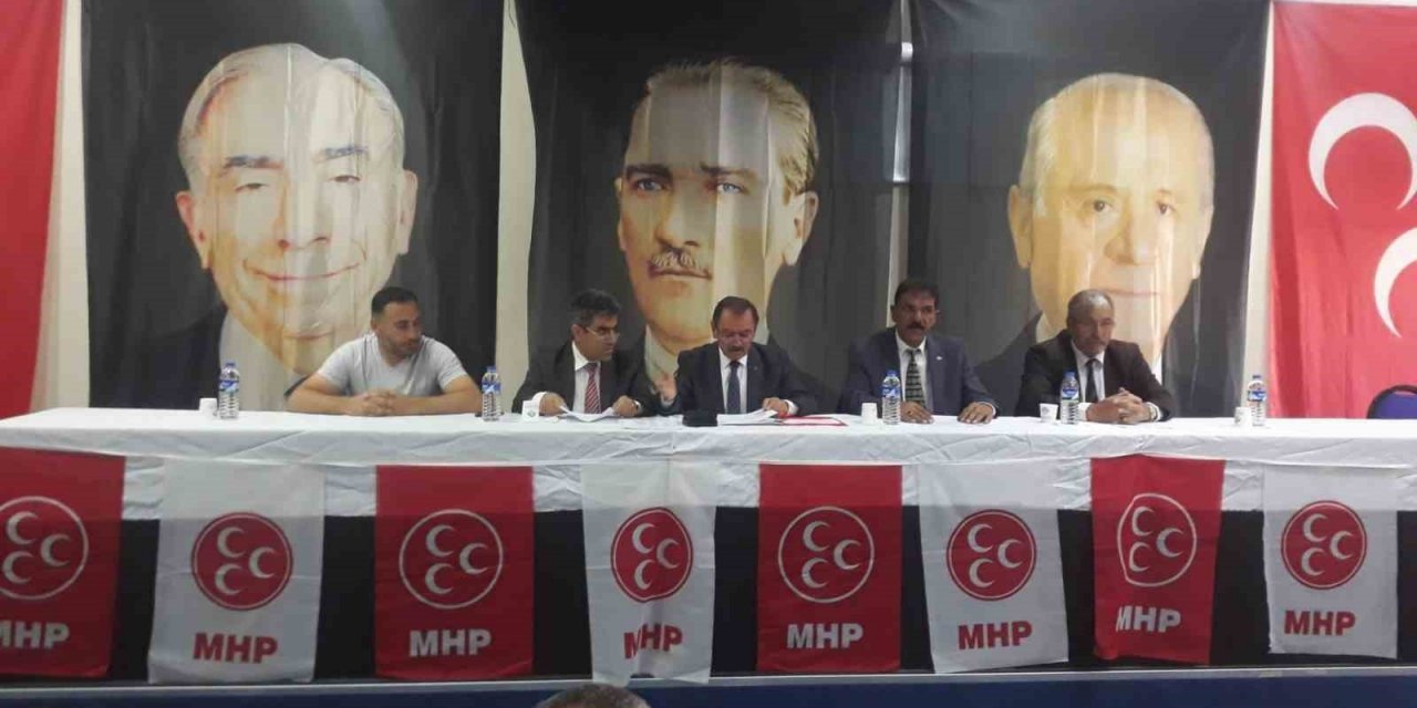 MHP Tekman ilçe kongresi yapıldı