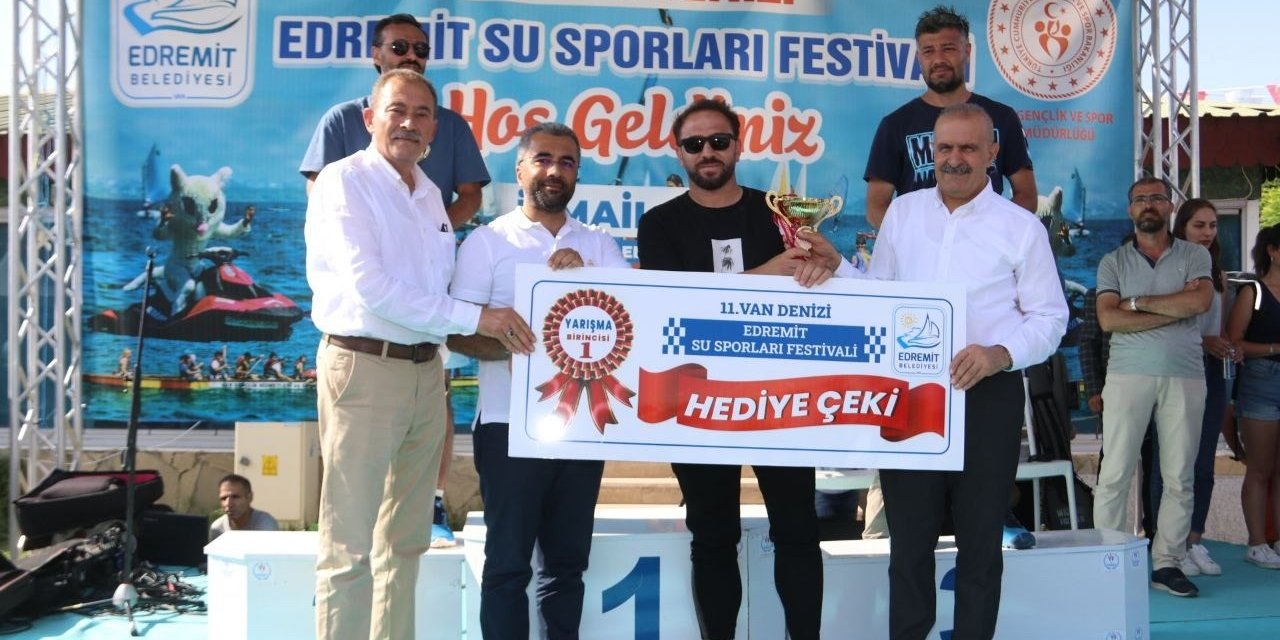 Van su sporlarına doydu