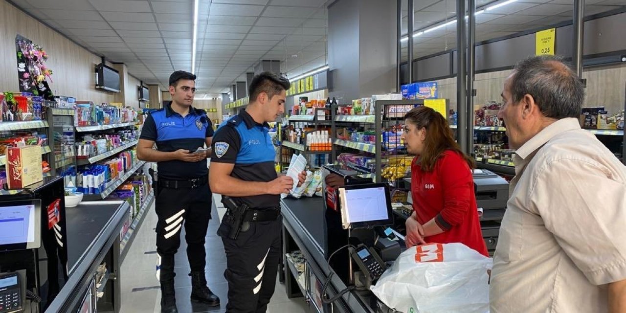 Hakkari polisi hırsızlık ve dolandırıcılık konusunda bilgilendirme yaptı