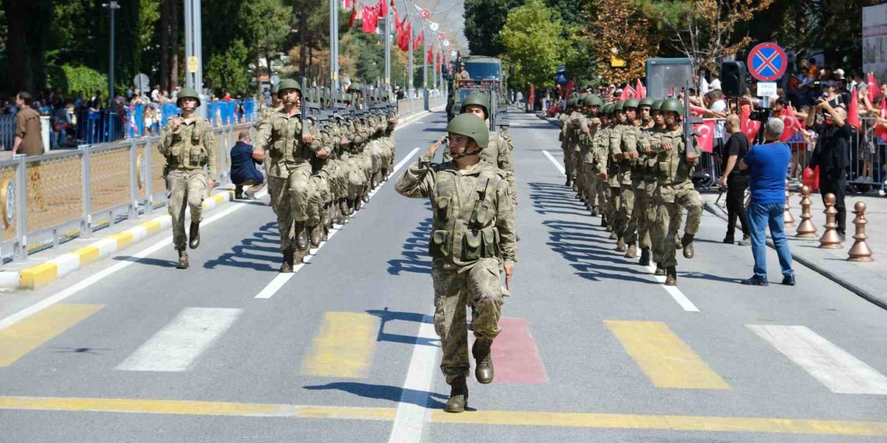 Erzincan’da Zafer Bayramı coşkusu yaşandı