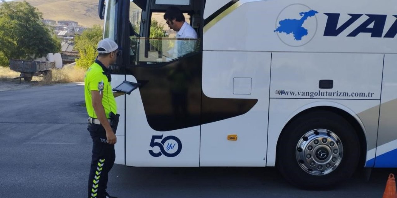 Elazığ’da otobüs şoförleri bilgilendirildi