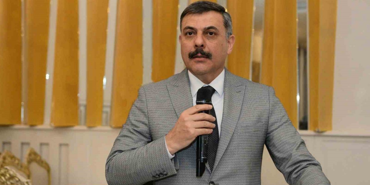 Vali Çiftçi: “Önce biz öğrenip kendimizi yenileyeceğiz”