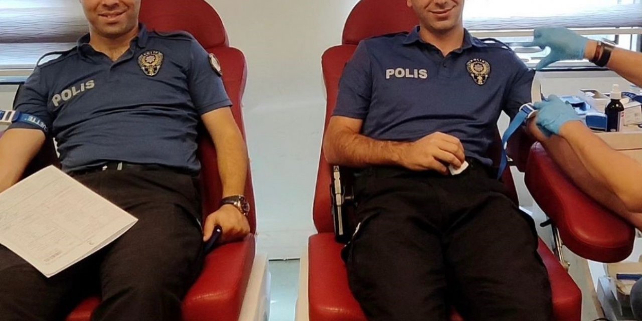 Ağrı İl Emniyet Müdürlüğü’nden Kızılay’a kan bağışı