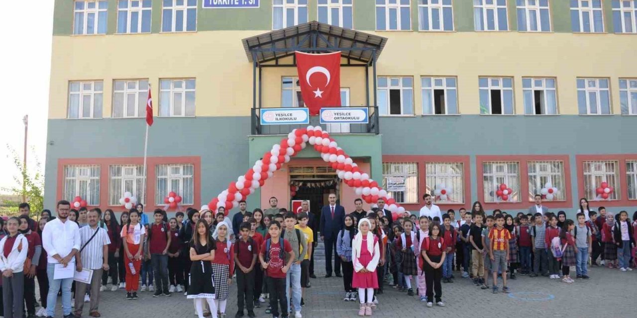 Muş’ta eğitim öğretim yılının ilk ders zili çaldı