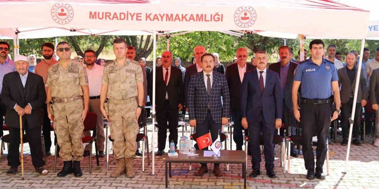 Muradiye’de ’İlköğretim haftası’ tüm okullarda coşku ile kutlandı