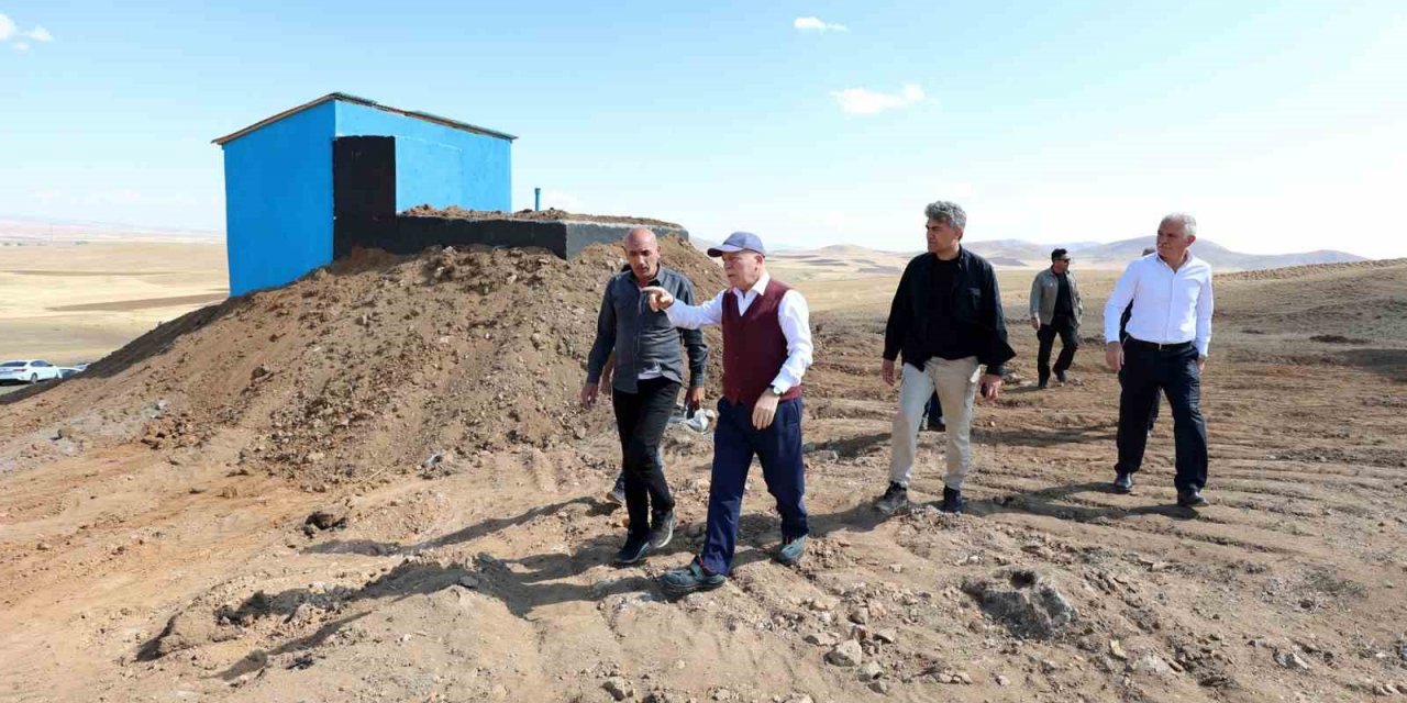 Başkan Sekmen’den Karayazı ve Karaçoban çıkarması