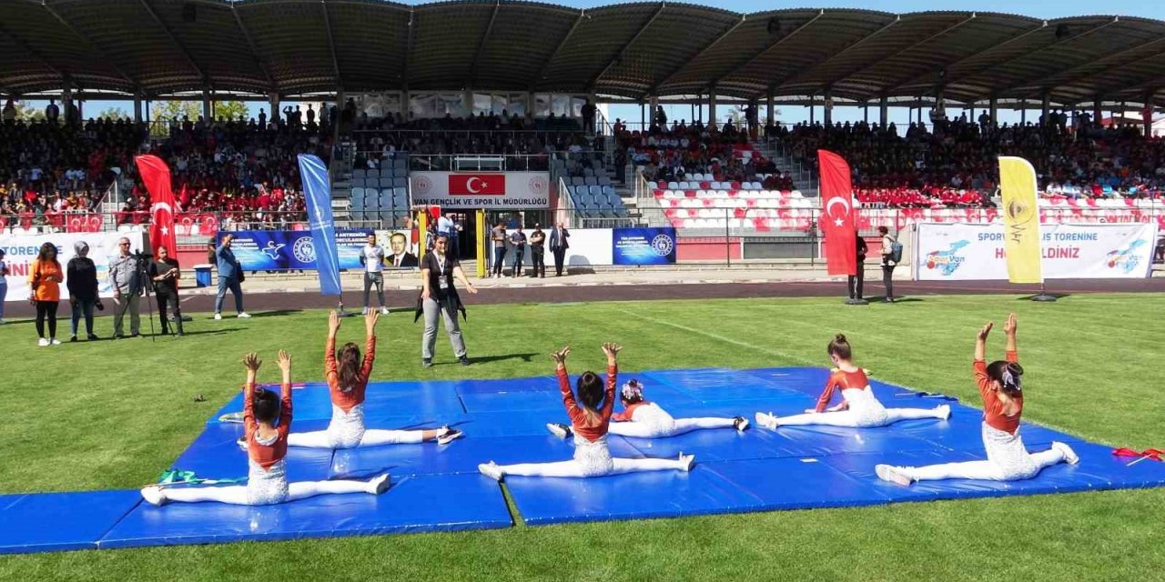 ’Spor Van’ projesinin açılışı törenle yapıldı