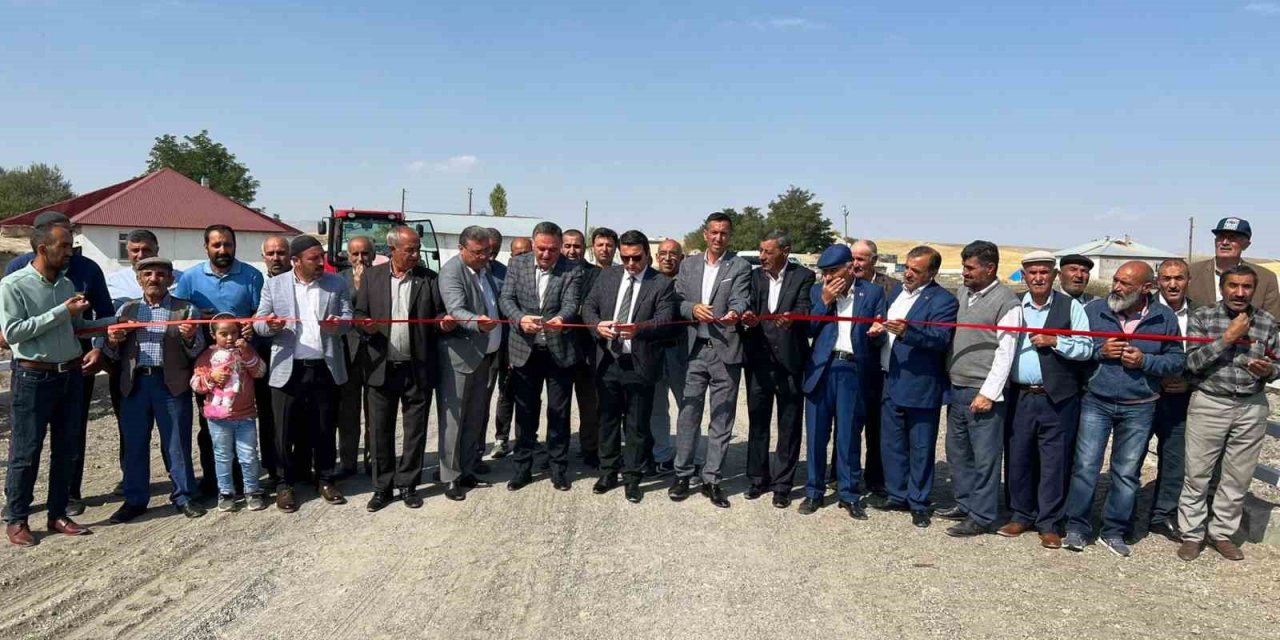 Yapımı tamamlanan Gündüzlü köyü köprüsü törenle açıldı