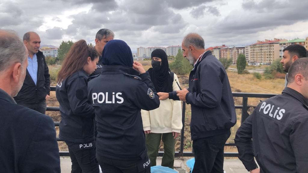 Şüpheli kimlik Erzurum polisini alarma geçirdi