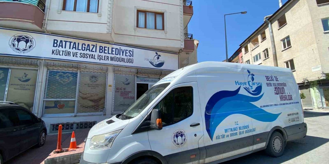 Battalgazi Belediyesi Hayır Çarşı’sından 300 bin aileye yardım