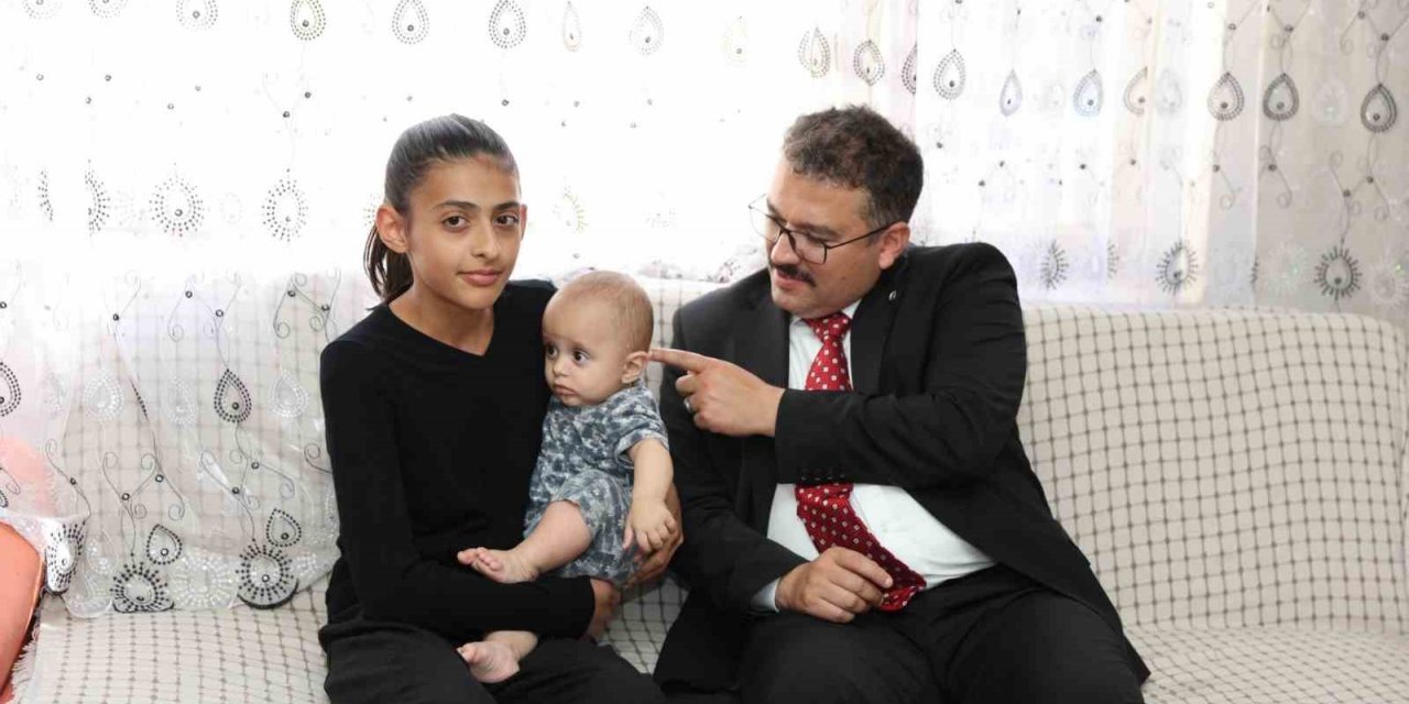 Vali Turan’dan ev ziyaretleri