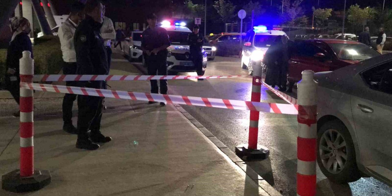 Acil servis önünde silahlı saldırı: 1 yaralı