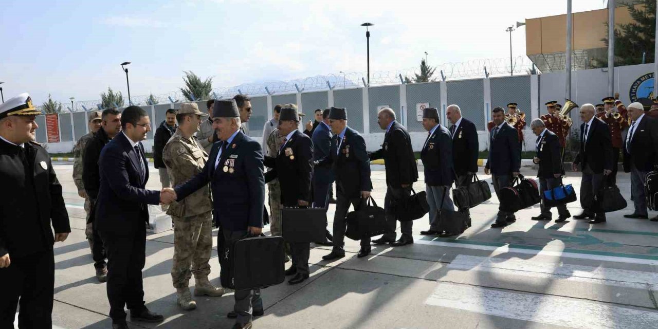 Vanlı gaziler Çanakkale’ye uğurlandı