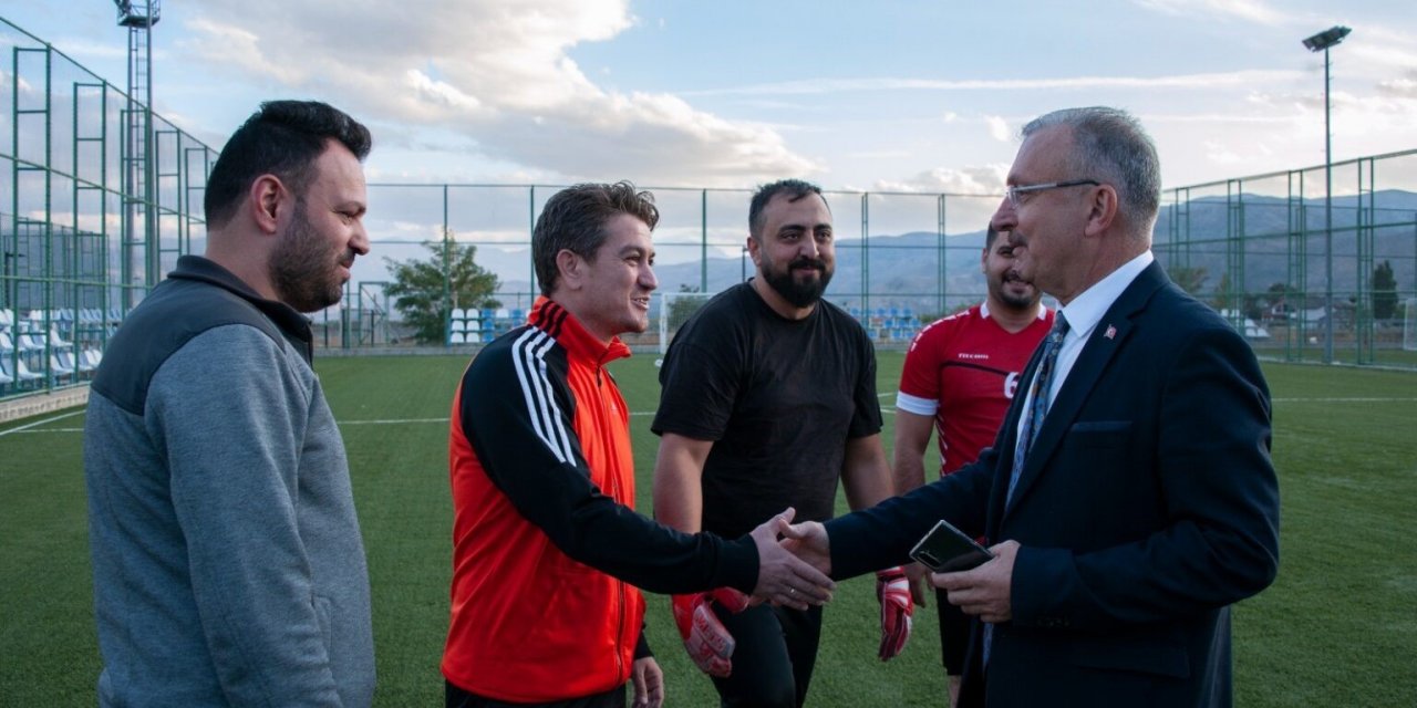 EBYÜ’de Cumhuriyetin 100’ncü yılı etkinlikleri çerçevesinde futbol turnuvası