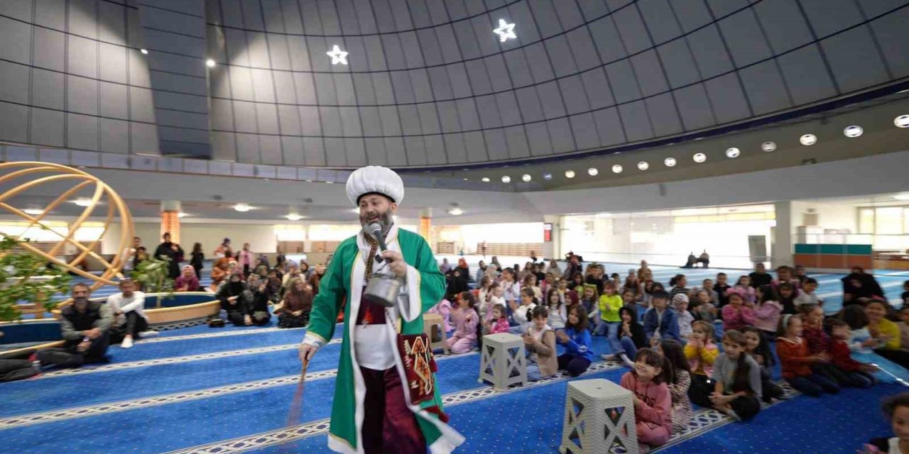 Erzincan’da çocuk camii buluşması