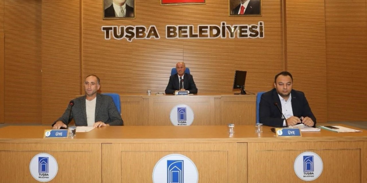 Tuşba Belediye Meclisi, 2024 yılı mali bütçesi ile iş ve performans programlarını onayladı