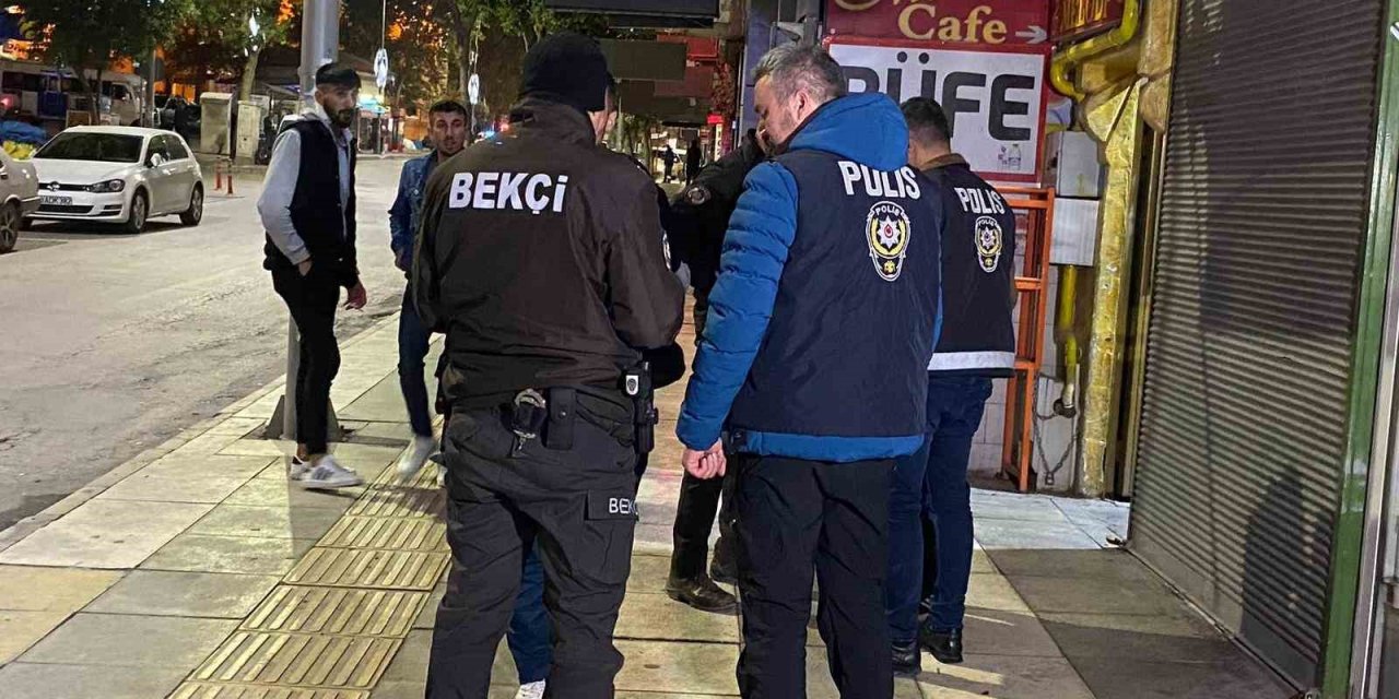 Elazığ polisinin şok uygulamaları sürüyor