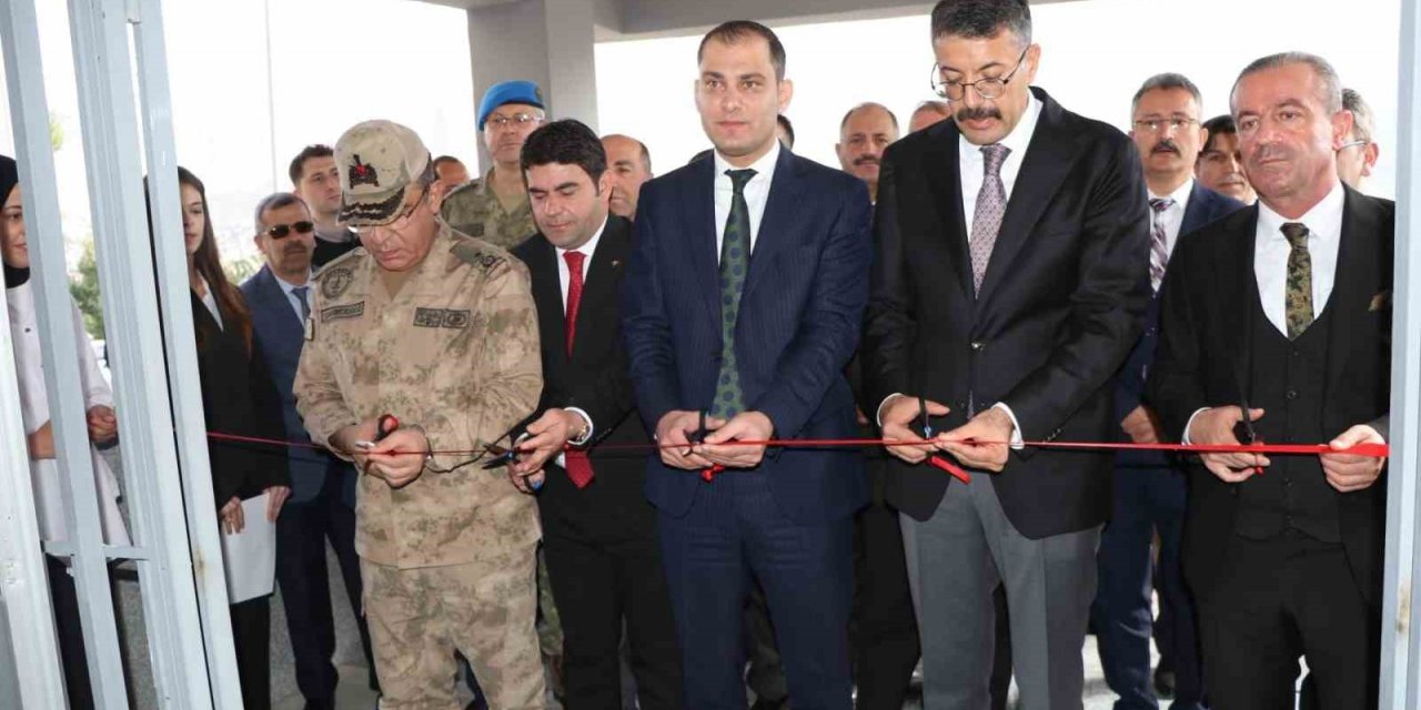 Hakkari’de cumhuriyetin 100. yılına özel sergi