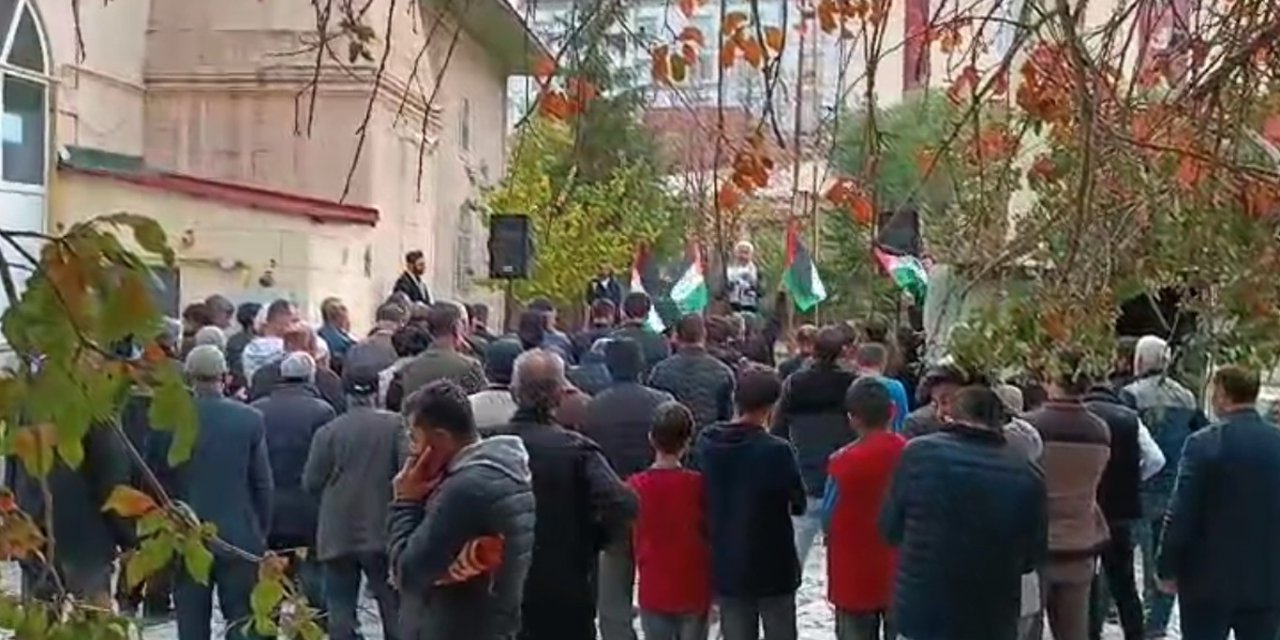 Ağrı’da İsrail’in katliamları protesto edildi