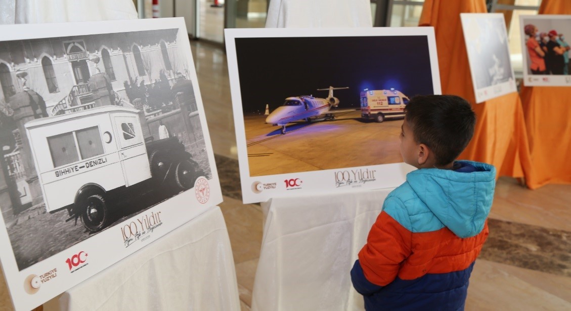 Şehir Hastanesi’nde 100. yıl fotoğraf sergisine yoğun ilgi