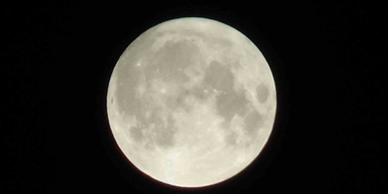 Van’da kanlı tutulması görsel şölen oluşturdu