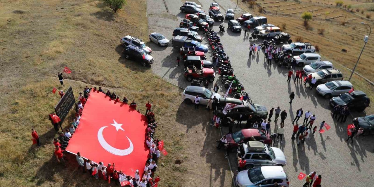 Off-road kulüpleri Cumhuriyetin 100. yıldönümü etkinliklerine renk kattı