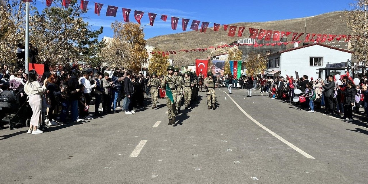 Çıldır’da Coşkulu Cumhuriyet Kutlamaları