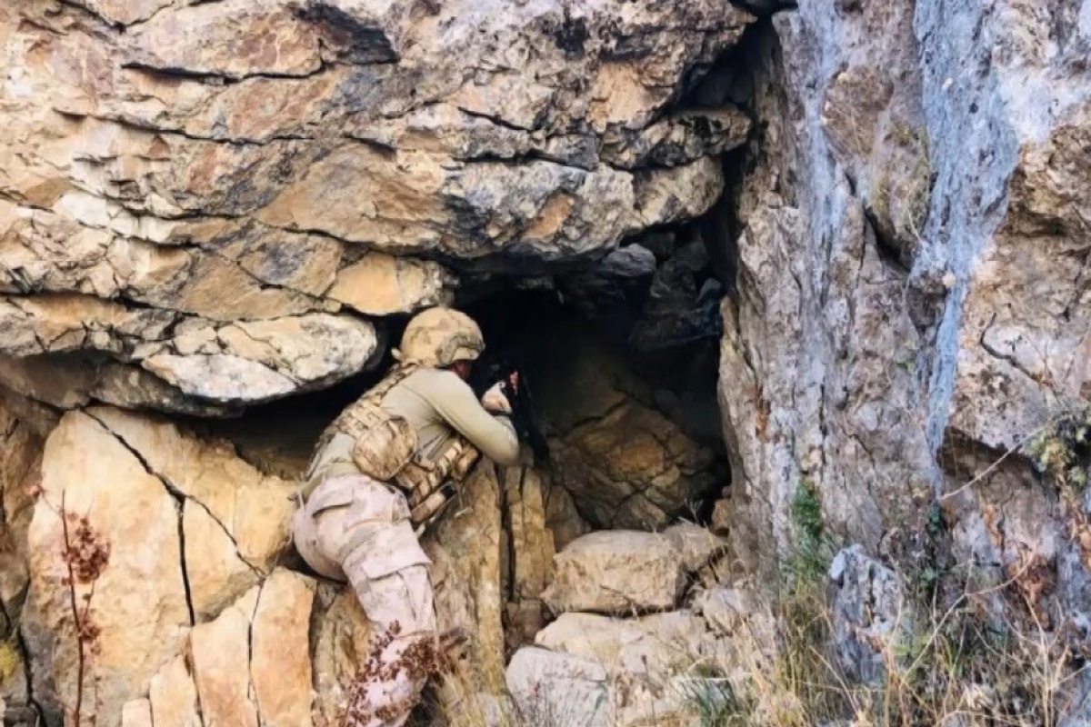 Operasyon başladı: 11 mağara ve sığınak imha edildi