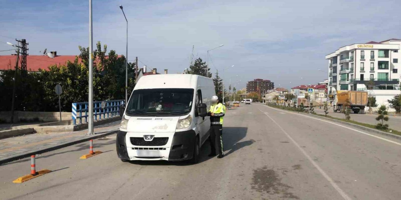 Van’da 20 araç trafikten men edildi