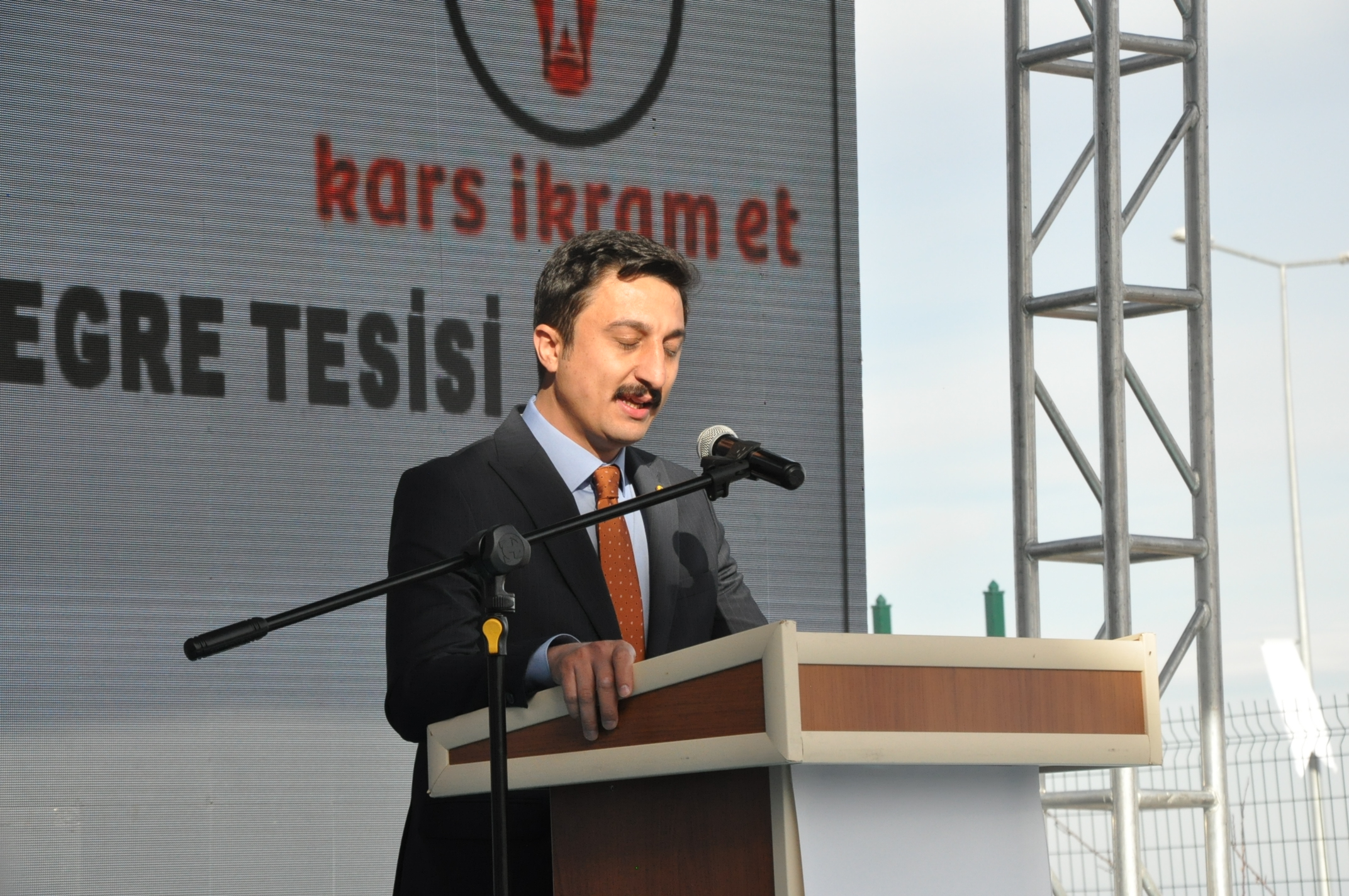 “Tesis, Kars ekonomisini hak ettiği yerlere taşıyacak”