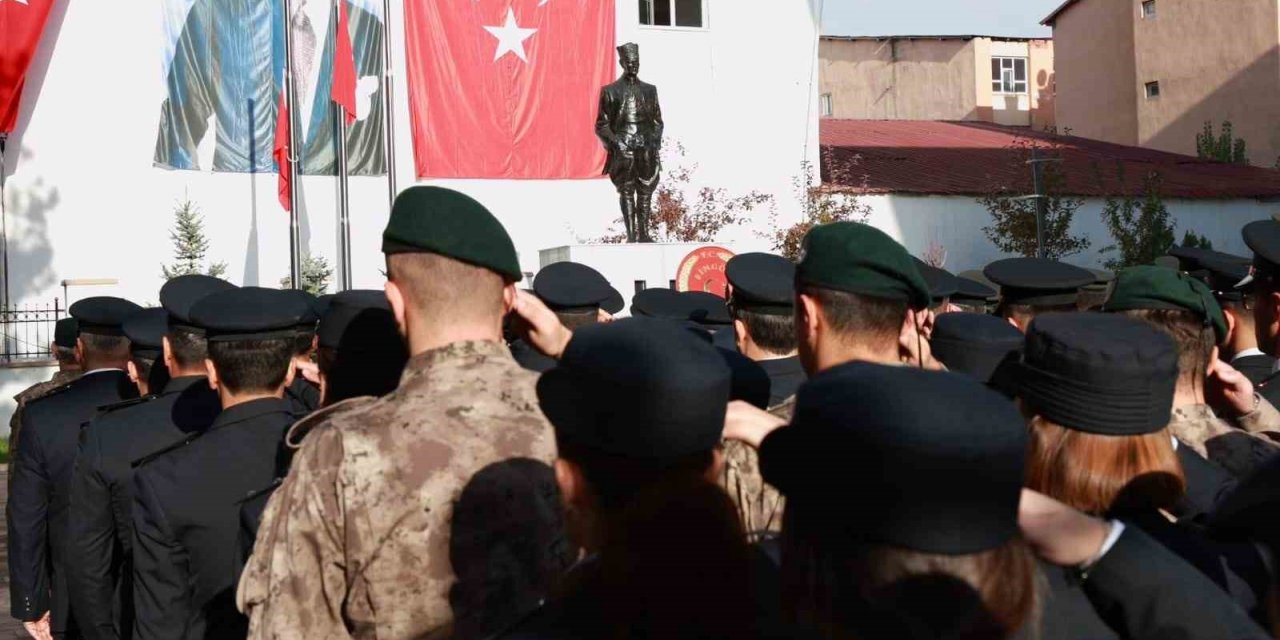 Bingöl’de 10 Kasım Atatürk’ü Anma Günü