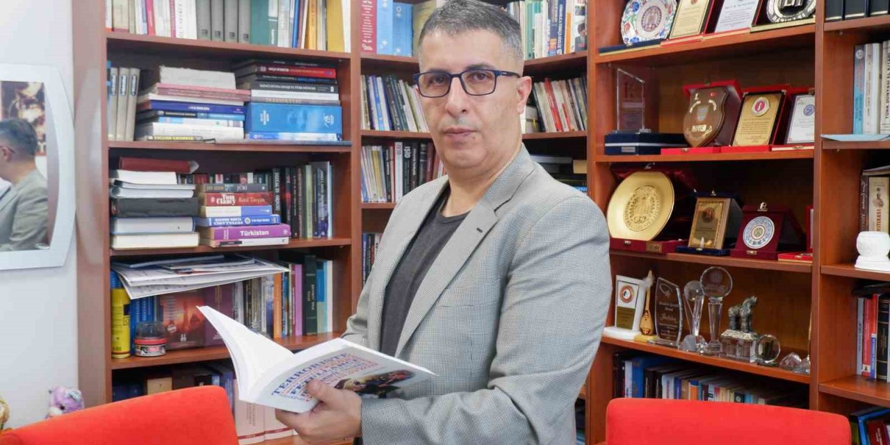 Doç. Dr. Savaş Eğilmez: “İsrail’i Haganah ve Irgun silahlı terör örgütü kurdu”