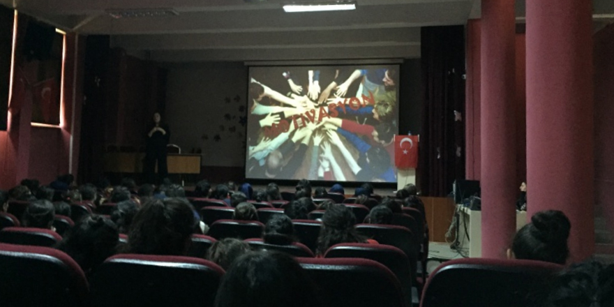 Kars’ta öğrencilere motivasyon semineri