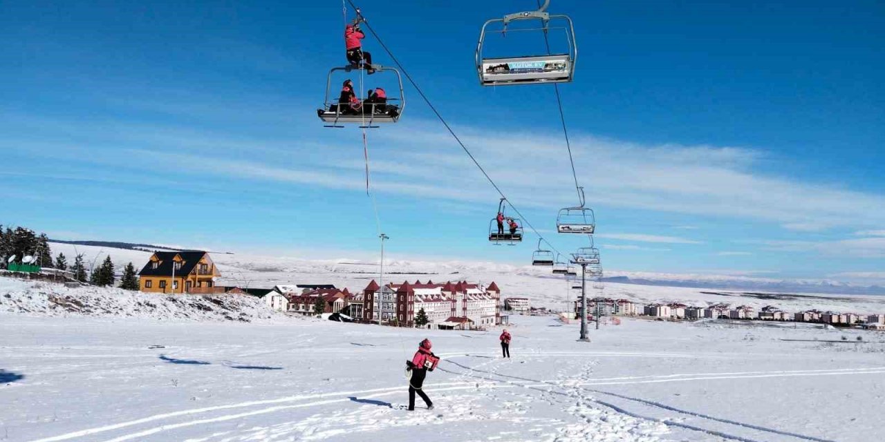 Kars’ta JAK timleri kışa hazır