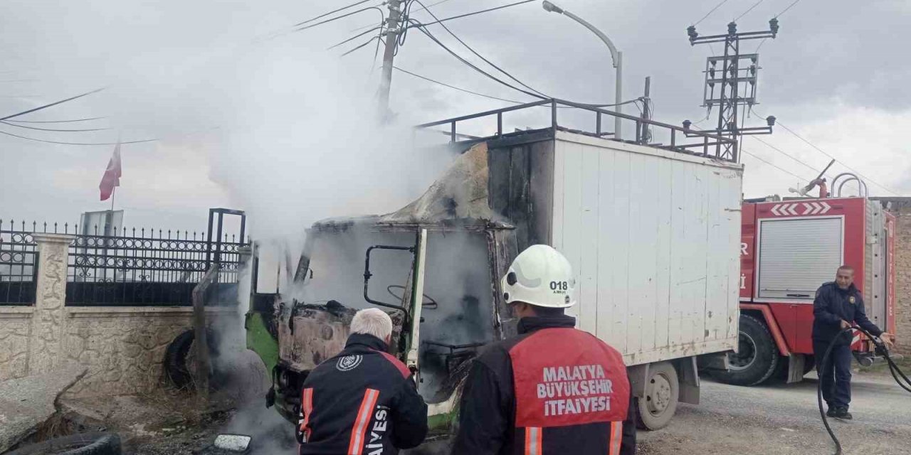 Park halindeki kanyon küle döndü