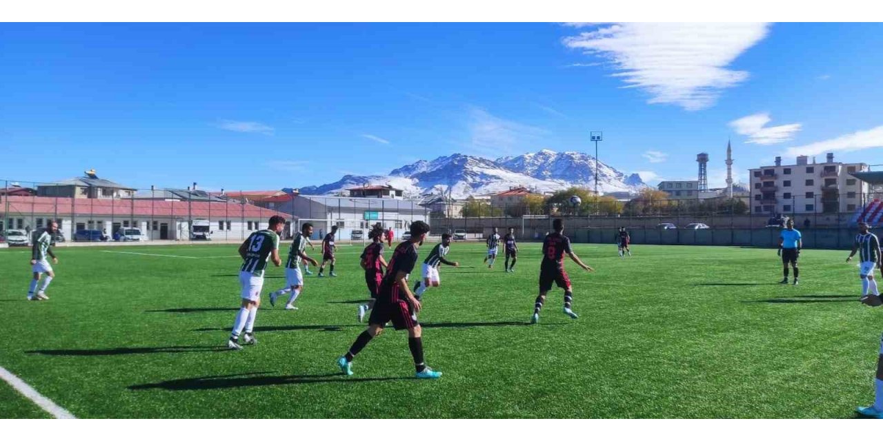 Van 1. Amatör Ligi karşılaşmaları devam ediyor