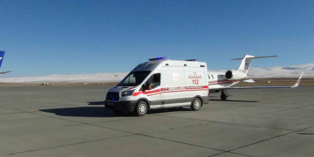 Ambulans uçak, kalp hastası için havalandı